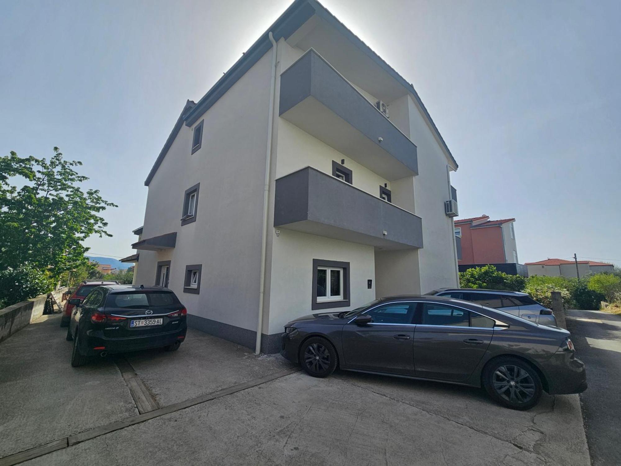 Apartmani Dianna Kaštela エクステリア 写真